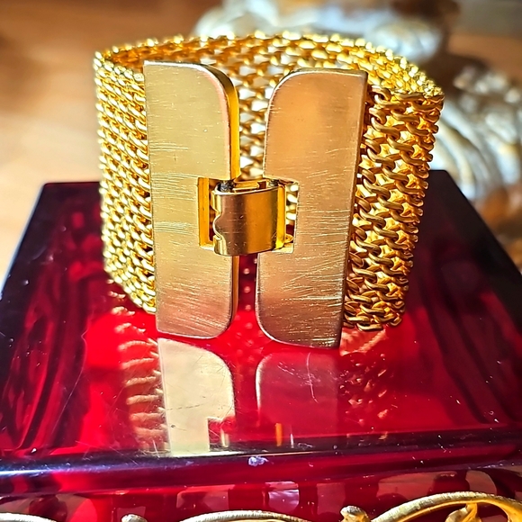 Gold Tone Wide Mesh Bracelet - Picture 2 of 6